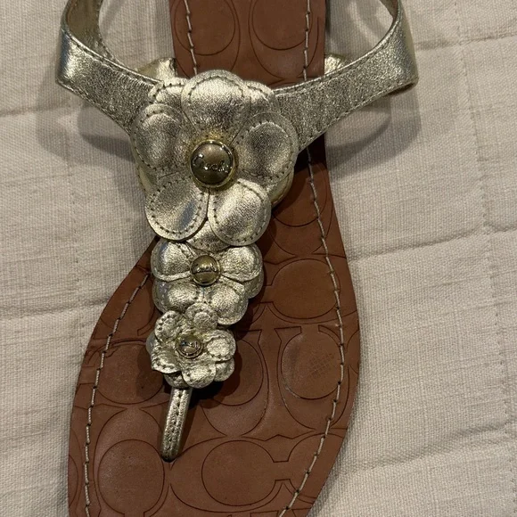 Coach Metallic Floral Sandals women’s size 8.5 - Picture 6 of 10